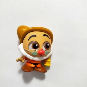 Disney doorables series 6